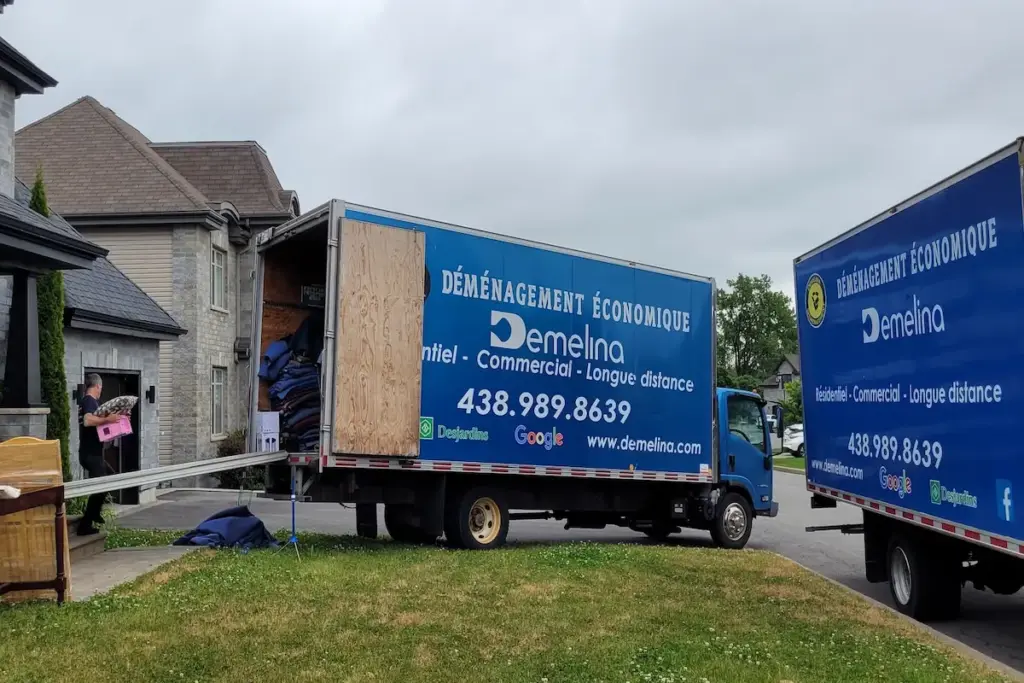 Chargement organisé d’un camion de déménagement sur la Rive-Sud