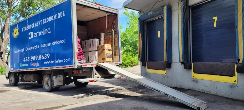 Déménagement résidentiel sur la Rive-Sud avec transport de cartons et meubles
