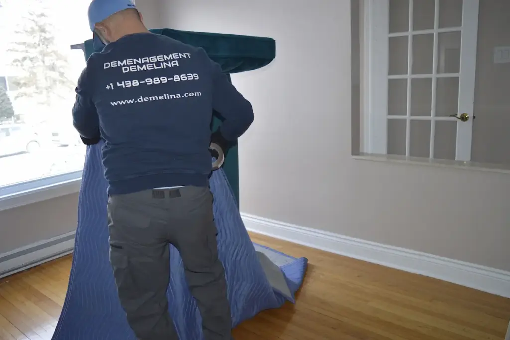 déménageur professionnel Montréal service urgent protection meubles couvertures