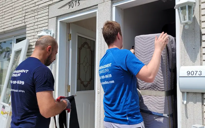 livraison Marketplace Montréal transport meubles usagés