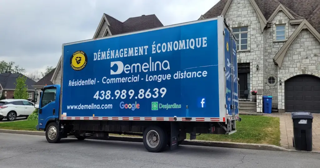 camion de déménagement dans quartier résidentiel Beaconsfield