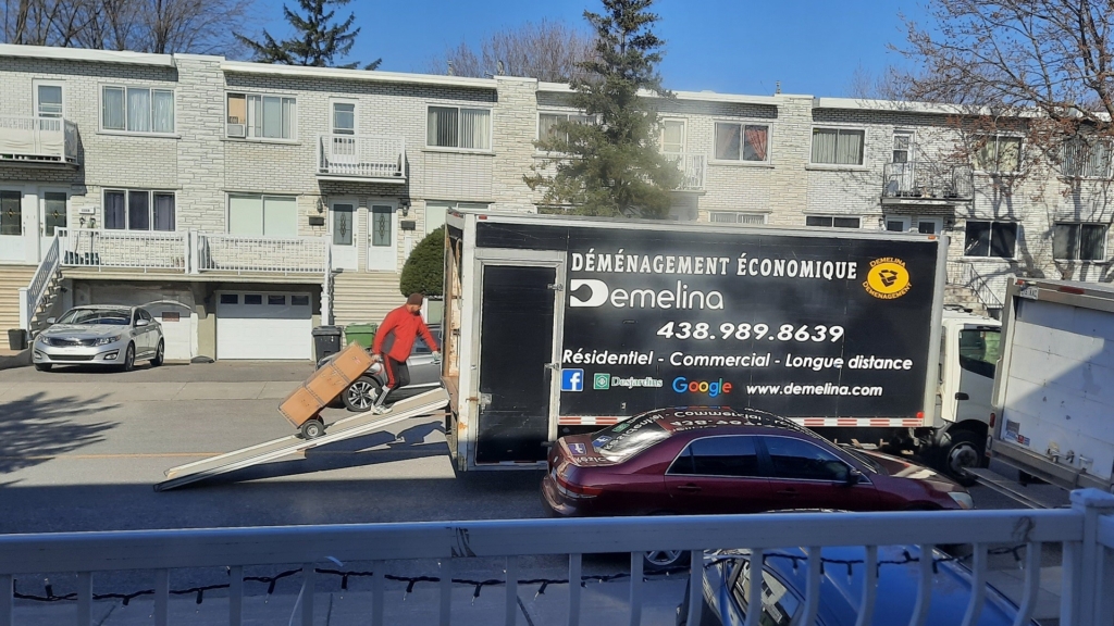 Furniture moving in Montreal
