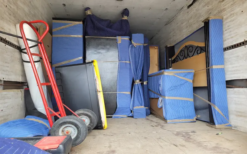 protection meubles déménagement professionnel Montréal couvertures déménagement