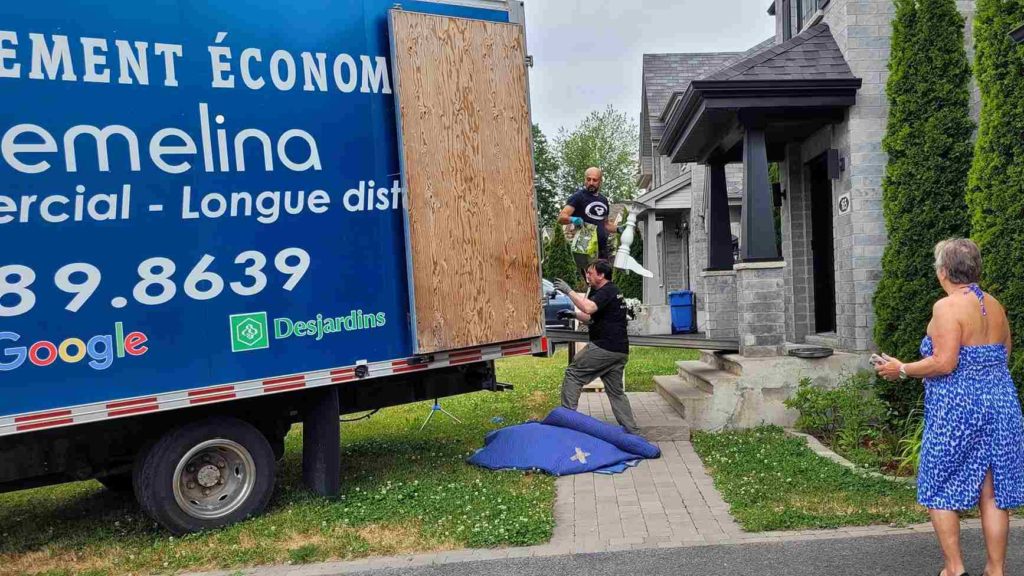 Histoire d’un déménagement de Montréal à Toronto 