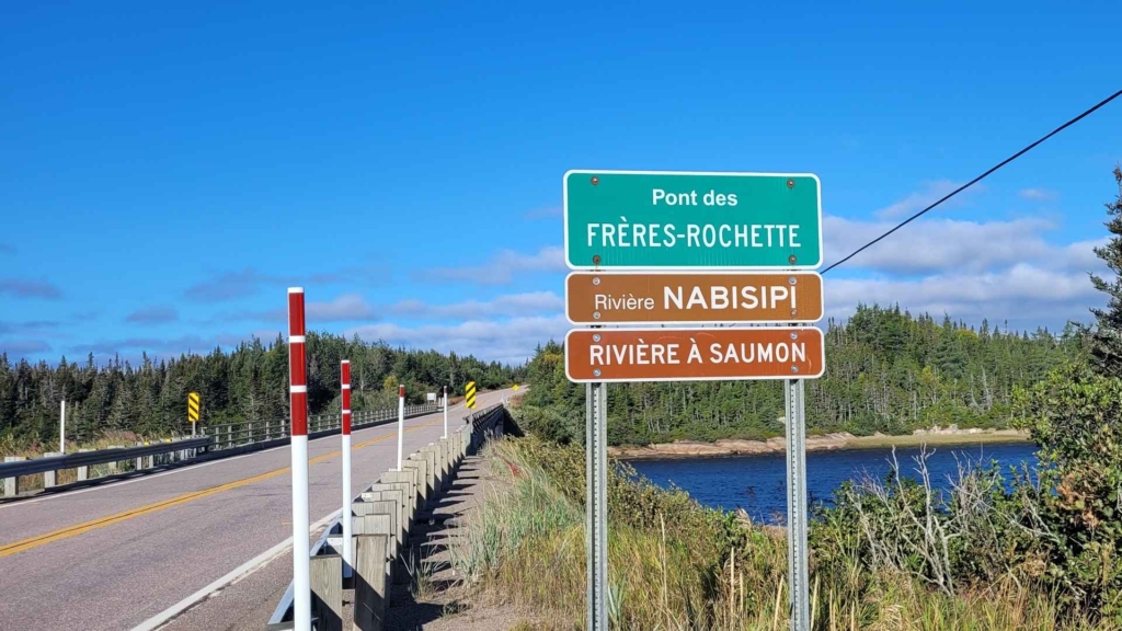 move from Montreal to Newfoundland and Labrador