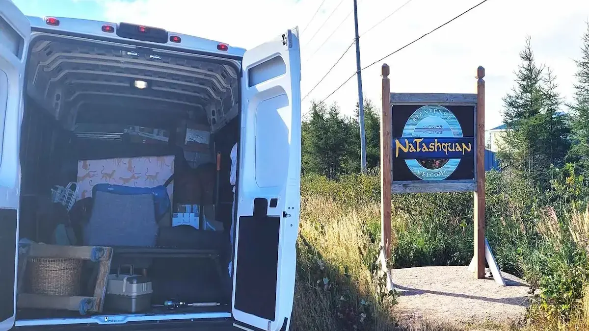Déménagement Montréal vers Natashquan avec camion longue distance